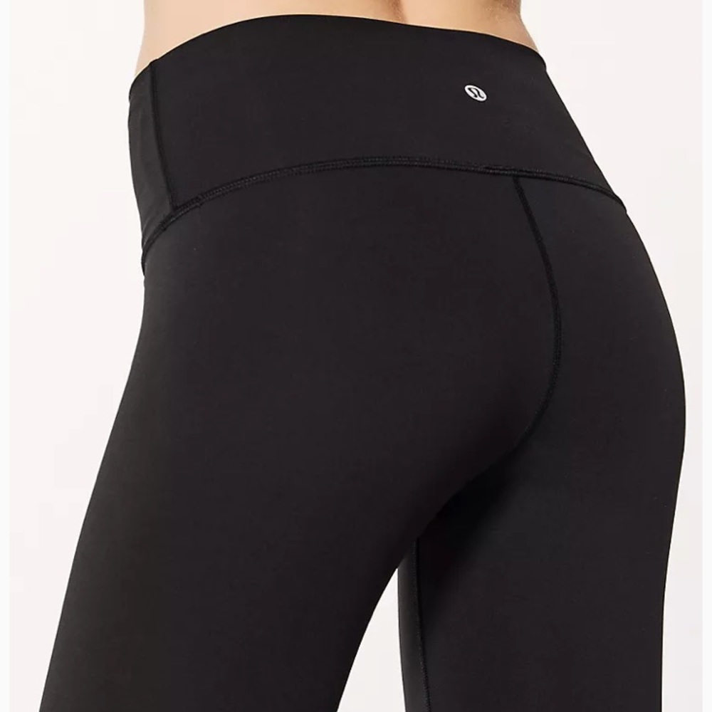 Lululemon Yoga Pants- Wunder Under Crop 21”